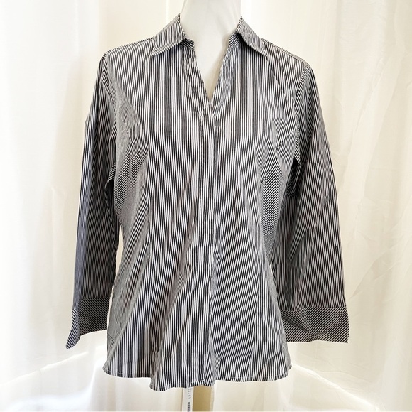Cotton button down shirt Size Medium New w/o Tags - Picture 1 of 8